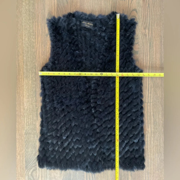 Linda Richards Luxury Rabbit Fur Vest - Picture 6 of 8